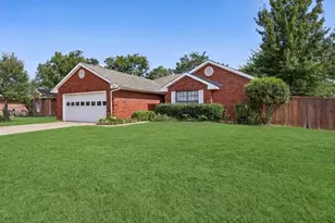 3211 Brookview Dr, Corinth, TX 76210 - Photo 1