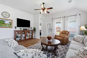 11800 Madrono Dr, Fort Worth, TX 76108 - Photo 13