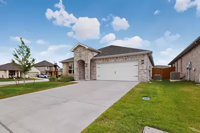 114 Drovers Drive, Cleburne, TX 76031 - Photo 3