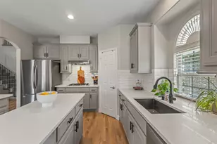 13909 Sparrow Hill Dr, Little Elm, TX 75068 - Photo 11