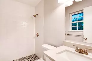 3616 Pacesetter Dr, Dallas, TX 75241 - Photo 9