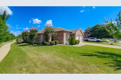 303 Chinaberry Trail, Forney, TX 75126 - Photo 3