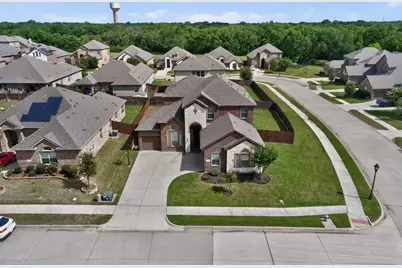 4401 Tall Meadow Court, Arlington, TX 76001 - Photo 5