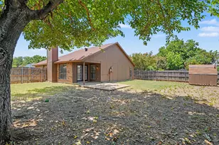 4245 Periwinkle Dr, Fort Worth, TX 76137 - Photo 15