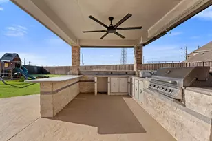 10252 Ponzano Ct, Frisco, TX 75035 - Photo 5