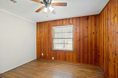 1913 Landa Drive, Garland, TX 75042 - Photo 9