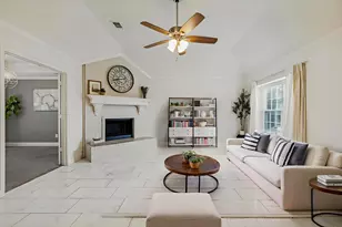 5957 Sundown Dr, Watauga, TX 76148 - Photo 5