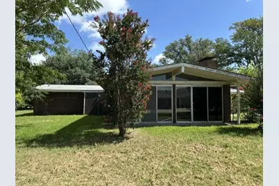 1705 Jefferson Street, Commerce, TX 75428 - Photo 11