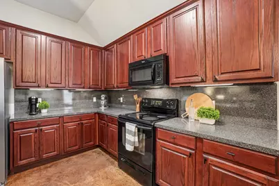 229 S Lakeview Drive, Lake Dallas, TX 75065 - Photo 9