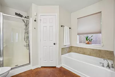 229 S Lakeview Drive, Lake Dallas, TX 75065 - Photo 17