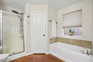 229 S Lakeview Dr, Lake Dallas, TX 75065 - Photo 17