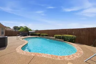 1912 Lennox Ln, Arlington, TX 76018 - Photo 23