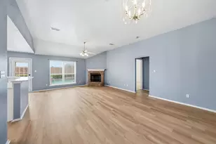 1912 Lennox Ln, Arlington, TX 76018 - Photo 7