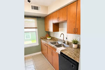 1500 Lake Shore Drive #402, Waco, TX 76708 - Photo 9