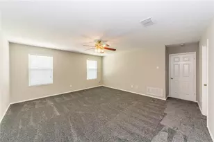4504 Green Meadow Dr, McKinney, TX 75070 - Photo 11