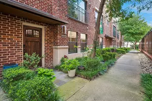 2411 N Hall St, Dallas, TX 75204 - Photo 1