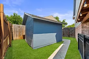 622 Mission Hills Dr, Arlington, TX 76018 - Photo 35