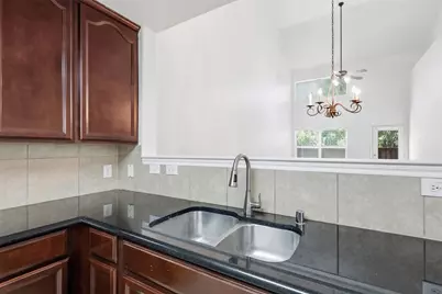 10067 Wake Bridge Drive, Frisco, TX 75035 - Photo 9