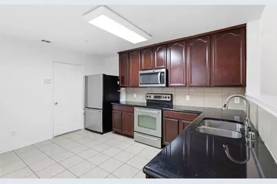 10067 Wake Bridge Drive, Frisco, TX 75035 - Photo 7