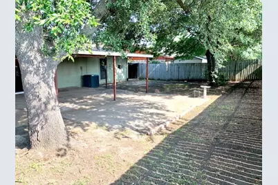 1301 N Knowles Drive, Saginaw, TX 76179 - Photo 13
