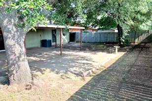 1301 N Knowles Dr, Saginaw, TX 76179 - Photo 13