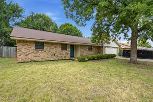 1408 Inglewood Dr, Stephenville, TX 76401 - Photo 5