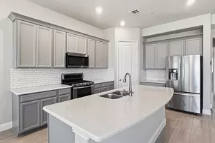 5518 Liberty Dr, The Colony, TX 75056 - Photo 3