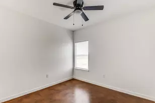 1020 Burnett Blvd, Alvarado, TX 76009 - Photo 11