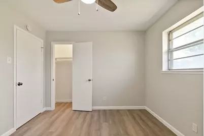 609 S Farmington Road, Howe, TX 75459 - Photo 11