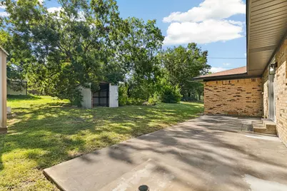 609 S Farmington Road, Howe, TX 75459 - Photo 25