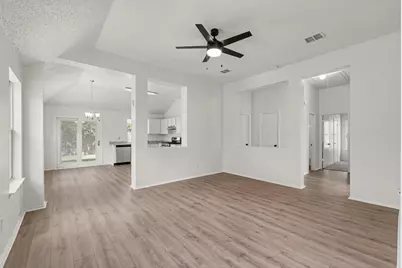 7315 Marsland Lane, Arlington, TX 76001 - Photo 7