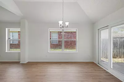 7315 Marsland Lane, Arlington, TX 76001 - Photo 11