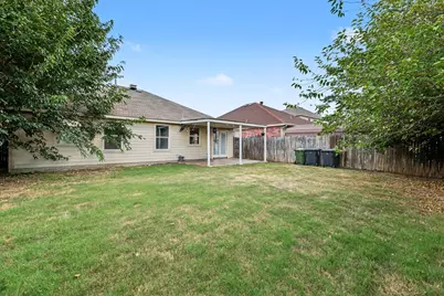 7315 Marsland Lane, Arlington, TX 76001 - Photo 31