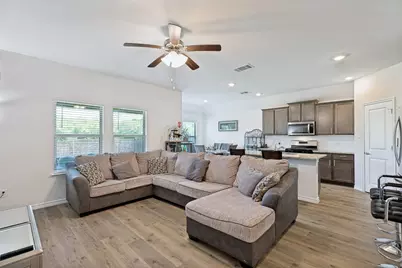 523 Summit Pass Lane, Princeton, TX 75407 - Photo 5