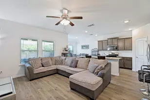 523 Summit Pass Ln, Princeton, TX 75407 - Photo 5