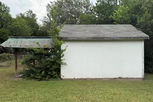 319 Shenandoah St, Marlin, TX 76661 - Photo 3