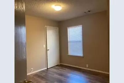 4211 Falcon Drive, Sherman, TX 75092 - Photo 9