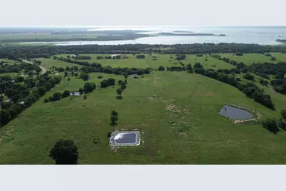 4757 Farm Road 1528, Klondike, TX 75448 - Photo 17
