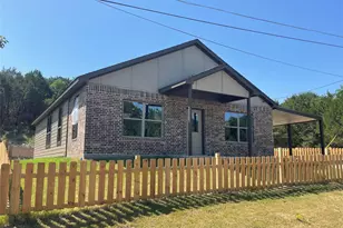 4311 Mountain Hollow Dr, Granbury, TX 76048 - Photo 1