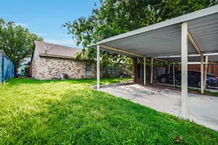 3048 Navarro Ln, Grand Prairie, TX 75052 - Photo 17