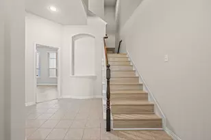 1938 Loma Alta Dr, Irving, TX 75063 - Photo 9