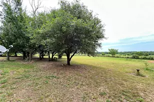 250 Co Rd 2426, Como, TX 75431 - Photo 33