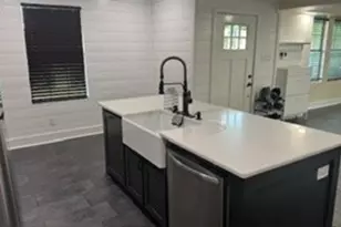 821 College St, Cleburne, TX 76033 - Photo 25