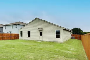 829 Eagles Nest Dr, Cleburne, TX 76031 - Photo 3