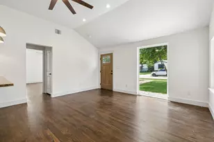 1416 S Waverly Dr, Dallas, TX 75208 - Photo 5