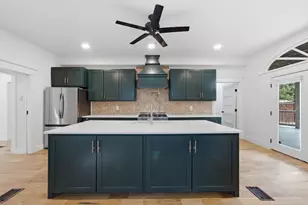 1209 Kings Hwy, Dallas, TX 75208 - Photo 9