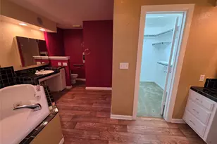 2216 Daisy Ln, Fort Worth, TX 76111 - Photo 13