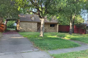 2216 Daisy Ln, Fort Worth, TX 76111 - Photo 1
