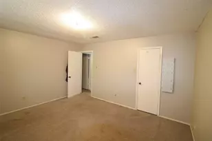 7340 Folkstone Dr, Forest Hill, TX 76140 - Photo 13