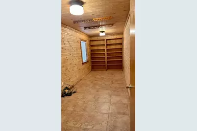 126 N Garza Road, Shady Shores, TX 76208 - Photo 9
